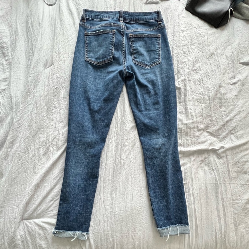 Mid Rise Distressed Skinny Jeans Sz26 - Picture 3 of 6
